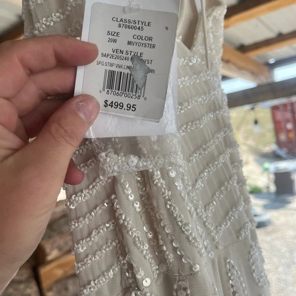 Beaded wedding dress - Picture 4 of 5